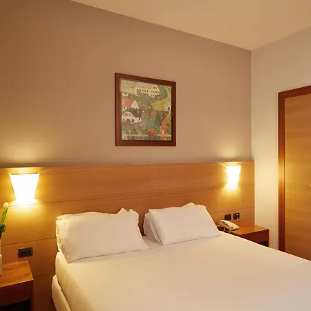 Belstay Aurelia מלון 4*